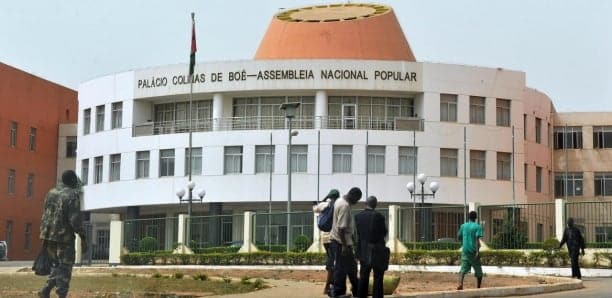 Guinée-Bissau : des députés chassés du parlement